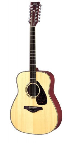 YAMAHA 12 STRING GUITAR